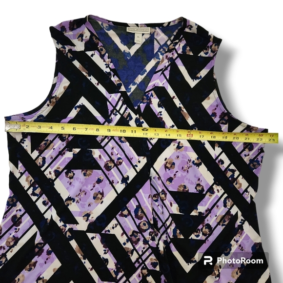 Dana Buckman XL Ladies V-neck Top - Picture 7 of 9